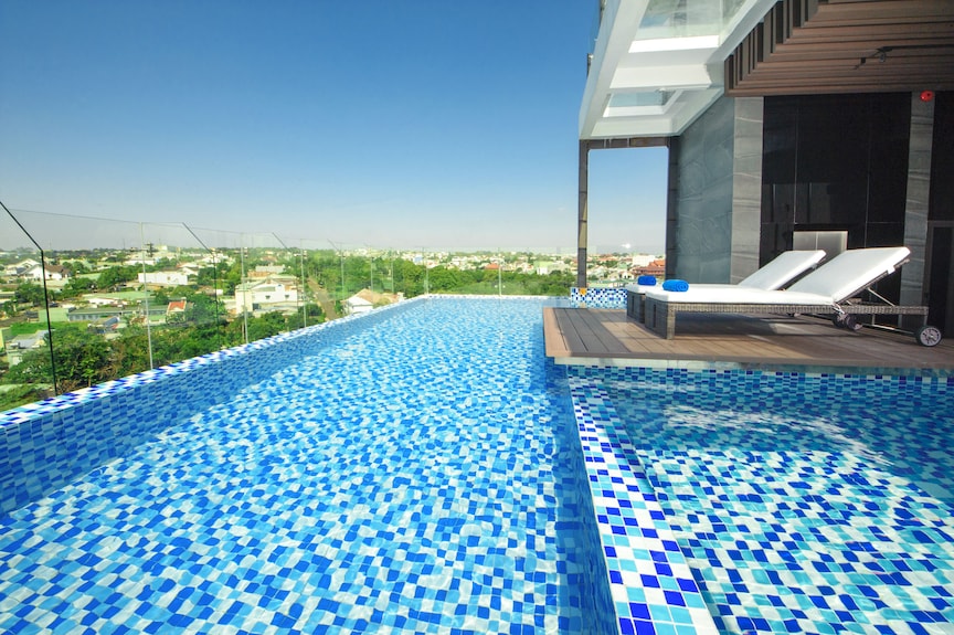 Khách sạn có hồ bơi ở Pleiku Gia Lai