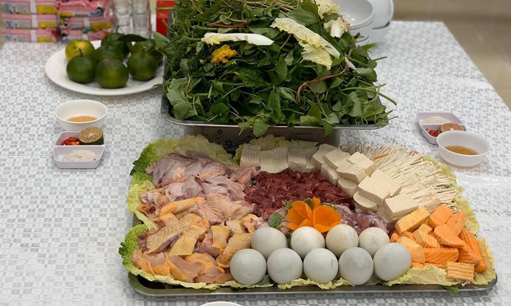 Nồi lẩu lá xanh Nồi lẩu lá xanh